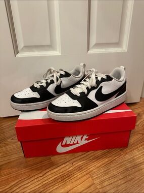 Nike — Court Borough Low Recraft Black and White Sneaker